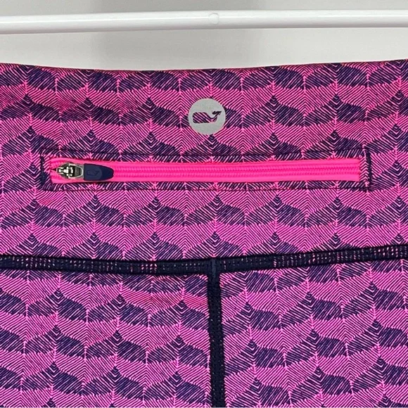 VINEYARD VINES ETCHED WHALE TAIL PERFORMANCE LEGGINGS PINK BLUE MEDIUM - Picture 6 of 8